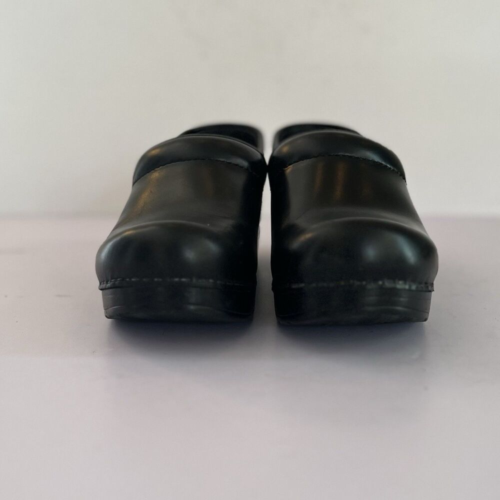 Dansko Professional Black Womens Size 37 EU 6.5 US Leather Clogs Work Shoes